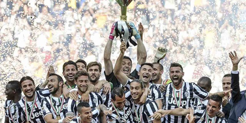 Đội hình nổi bật trong lịch sử Juventus với những ngôi sao vĩ đại