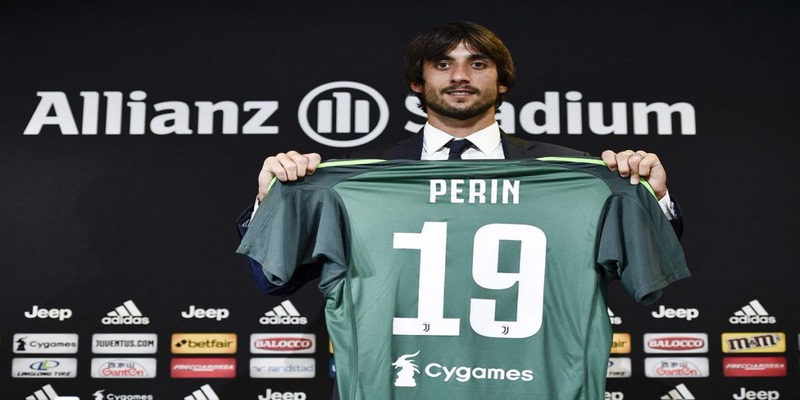 Juventus thành công có được chữ ký của Mattia Perin