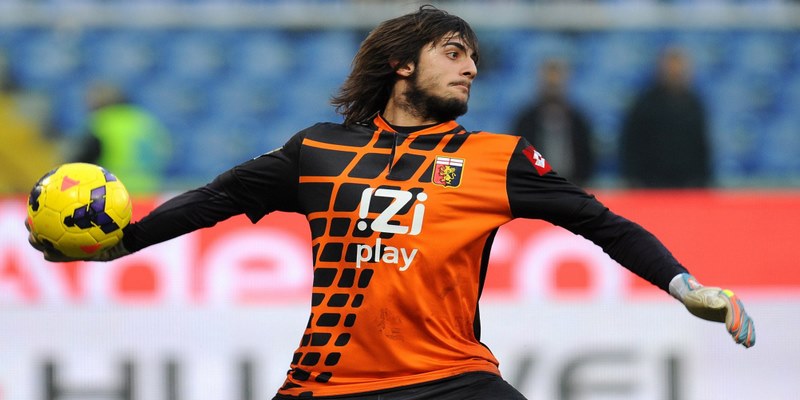 Mattia Perin bắt đầu sự nghiệp tại CLB Genoa